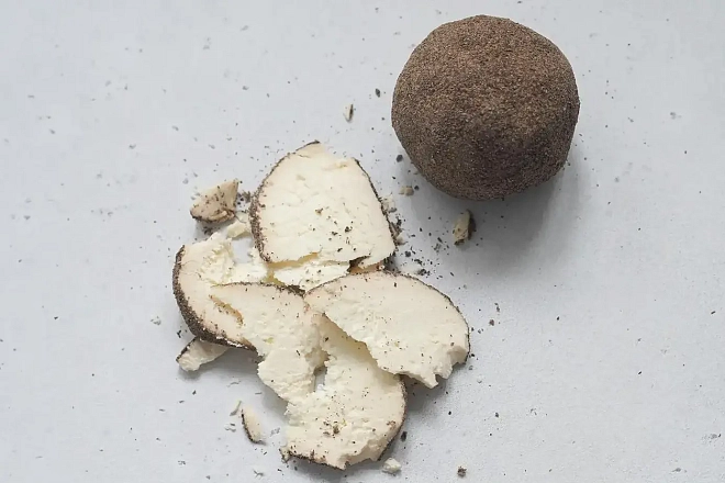 Сыр Белпер с черным перцем, 45% 100г