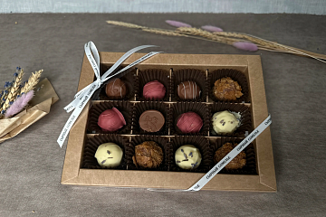 Ассорти из 12 сырных трюфелей "Сырный сомелье"