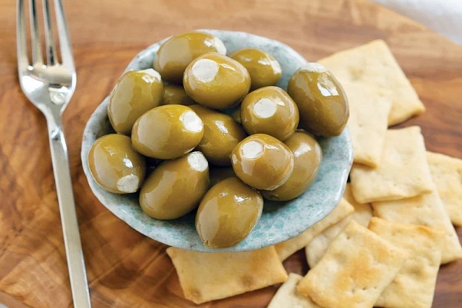 Оливки фаршированные сыром Bernal, 250 г