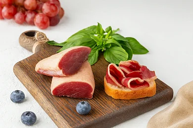 Утиная грудка с/в с чёрным трюфелем, ТМ Карнеззо, нарезка 70г