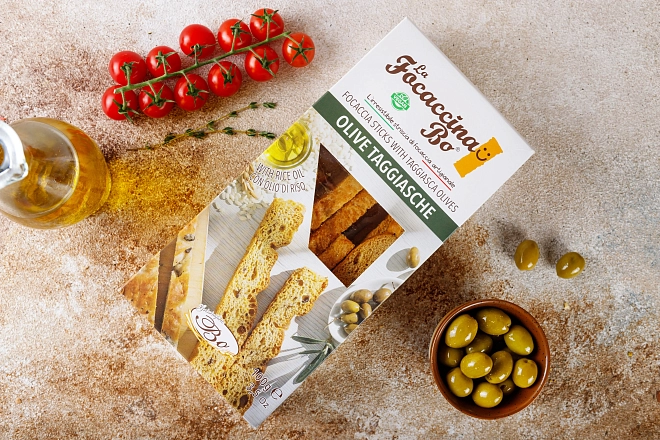 Фокачча с оливками Таджаска ручной работы Grissinificio Bo 100г