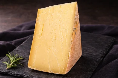 Сыр Грюйер по Швейцарскому Рецепту, 50%