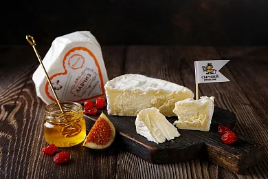 Сыр мягкий "ЛАВЧИЗ" из коровьего молока Раниталь