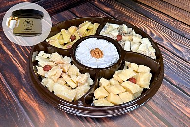 Сырная тарелка "НОВИНКИ АВГУСТА"