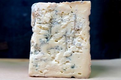 Сыр Горгонзола Сливочная с трюфелем, 50%