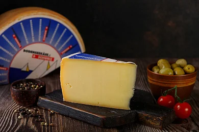 Сыр Бодензекейзе 54% "Margot Fromages S.A"