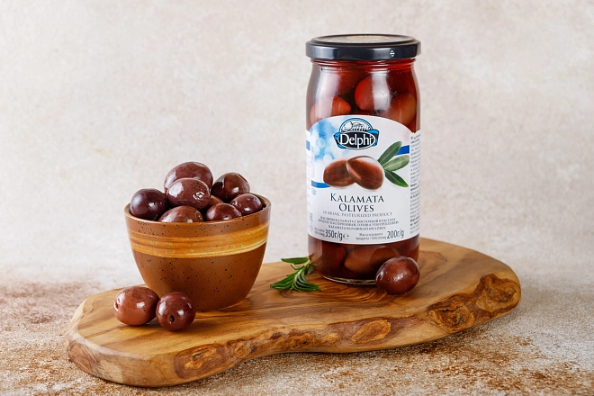 Маслины с косточкой Каламата в рассоле «Delphi» 350г